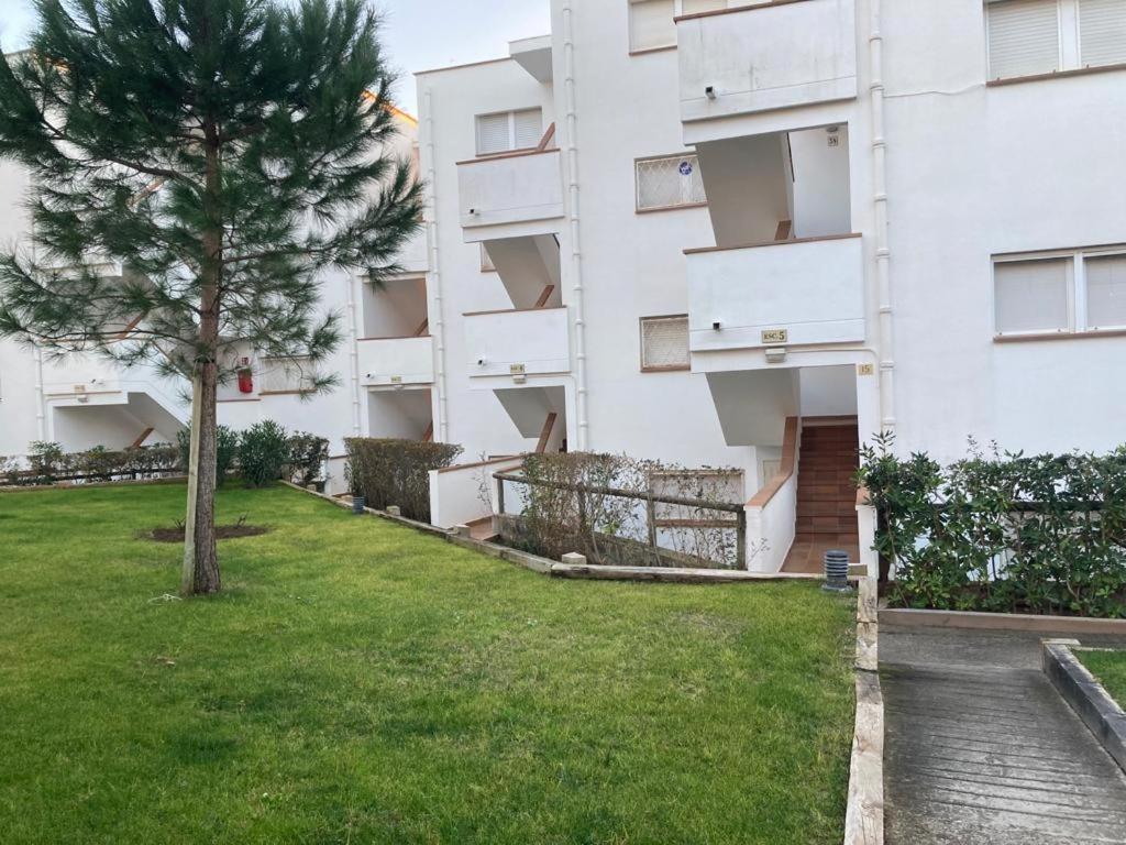 Apartamento Edificio Lirios Politur Кастел Пладжа де Аро Екстериор снимка